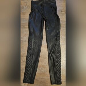 Spanx Quilted Leggings Small